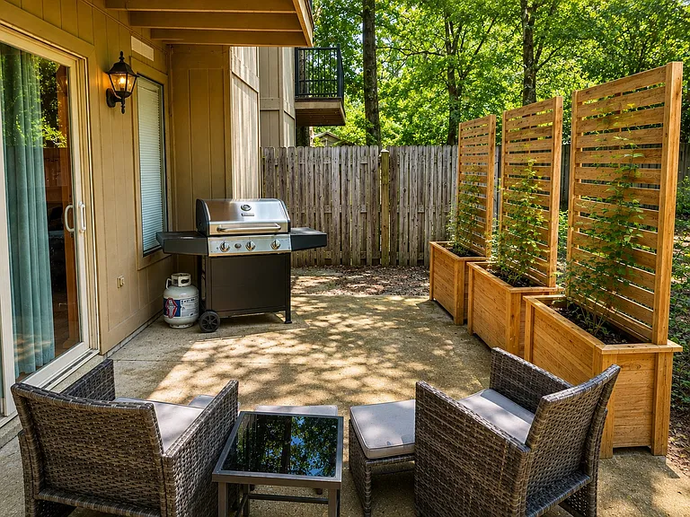 7234 Dogwood Terrace Dr #B — Photo 8