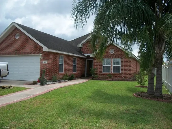 213 W Fleetwood Ave, La Feria, TX 78559