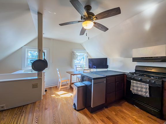 3rd image of 780 Orange St #3
