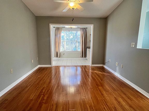 3rd image of 39209 Harbour Vista Cir