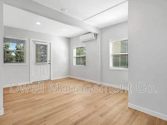 4th image of 8071 Lemon Ave