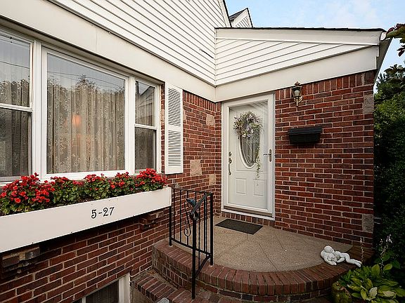2nd image of 5-27 4th St
