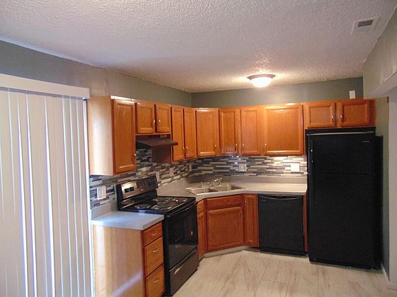 5th image of 11225 Ditman Ave