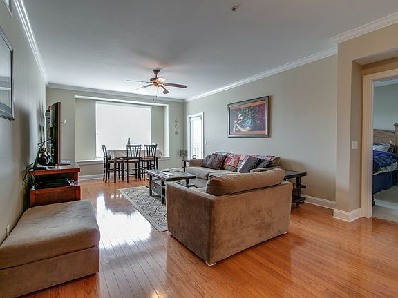 5th image of 3201 Aspen Grove Dr APT A5