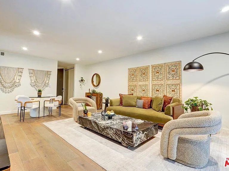 874 Hammond St #1 — Photo 6