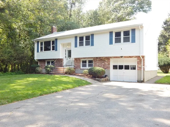 41 N Winnifred Rd, Brockton, MA 02301