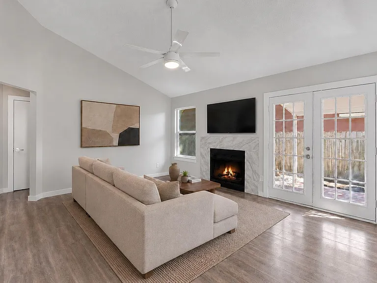 12321 Emery Oaks Rd — Photo 4