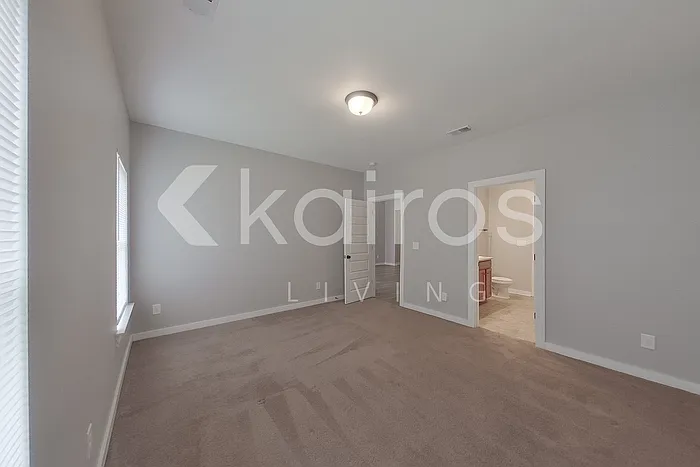 8005 Shadesbrook Dr — Photo 23