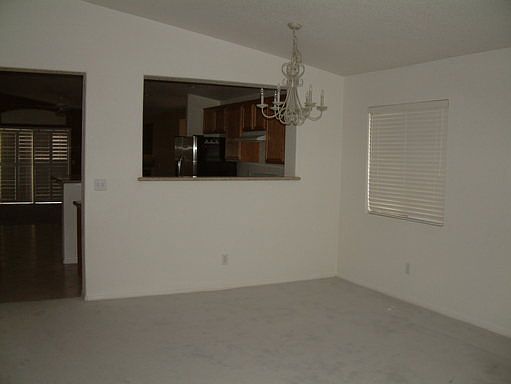 3rd image of 8121 Shady Glen Ave