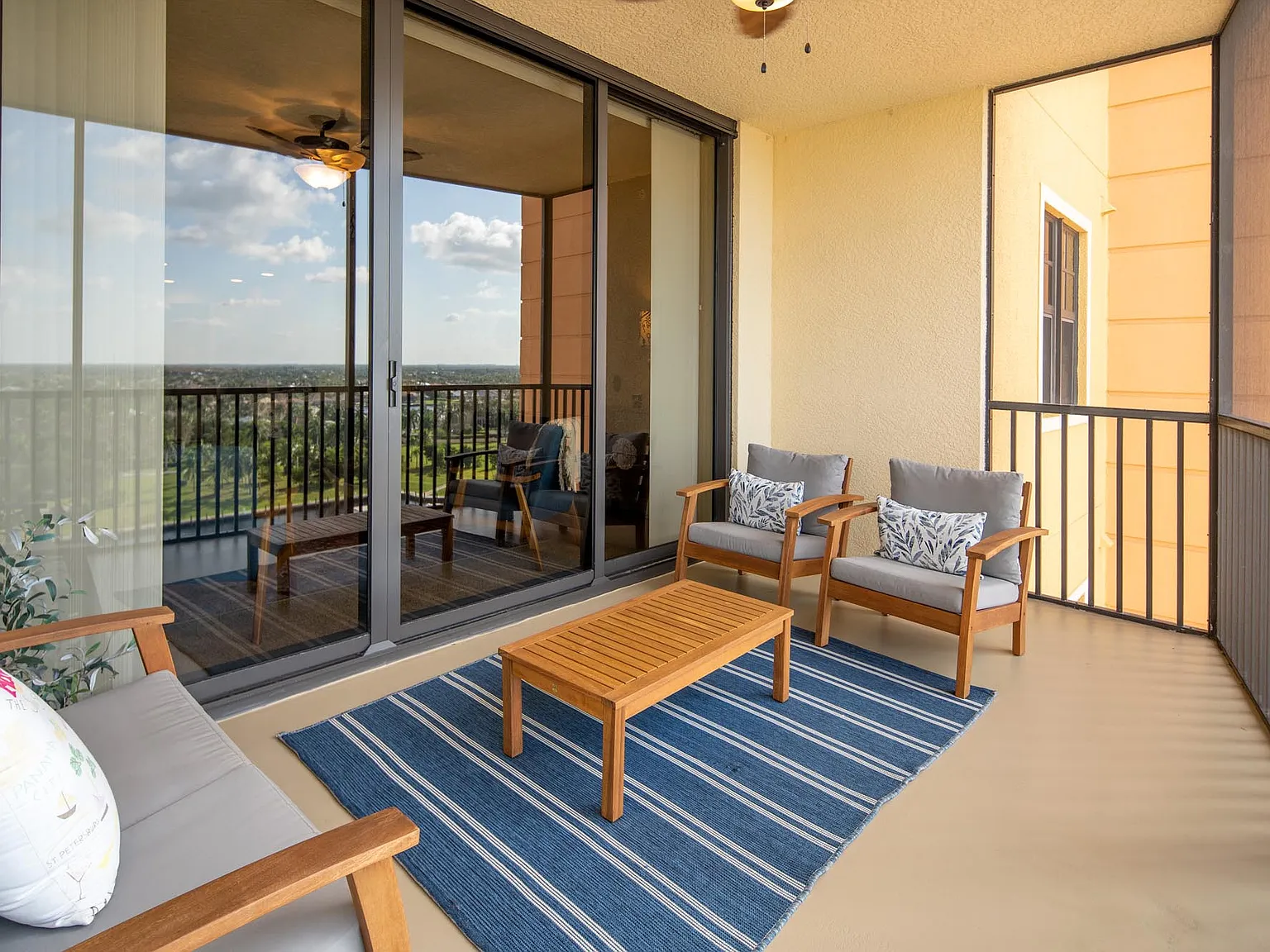 2 bed, 1393 sqft, $11,000 — Photo 3