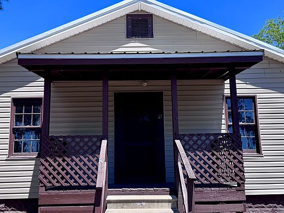 2nd image of 1811 Coffee Rd
