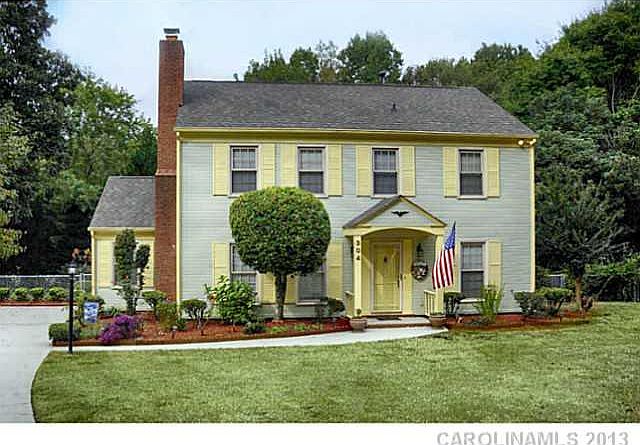 1st image of 304 N Bass Ln