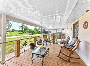 3027 35th St SW, Lehigh Acres, FL 33976