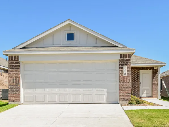 1716 Crossbill St, Forney, TX 75126