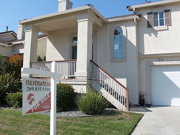 2nd image of 3679 Hepburn Cir