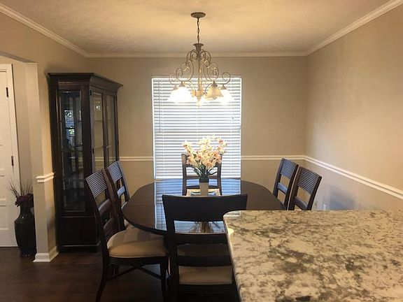 3rd image of 4815 Black Pine Ct