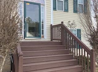 1235 Opie Ln, Lawrenceville, GA 30045