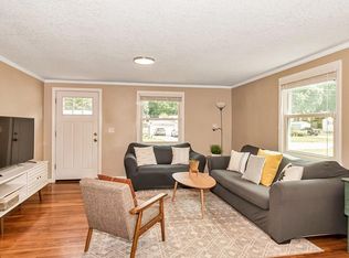 92 Louis Rd, Springfield, MA 01118