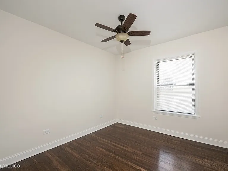 4934 W Jackson Blvd #1E — Photo 4