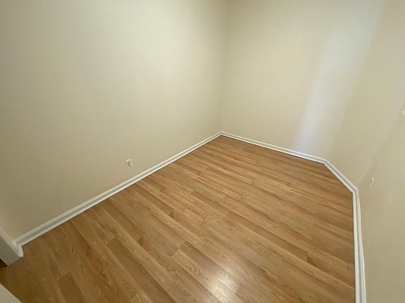 4th image of 244 E 79th St APT 2A