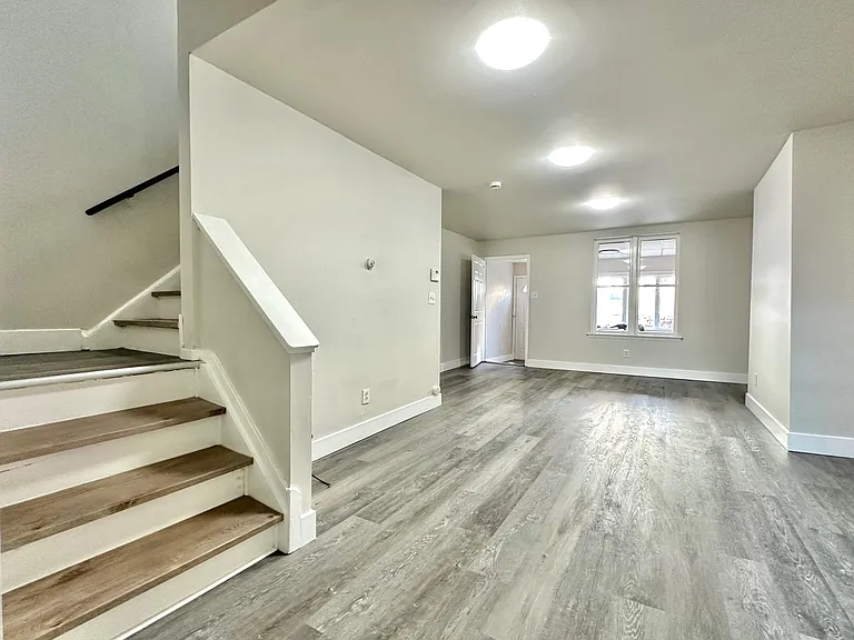 3120 Haverford Ave — Photo 3