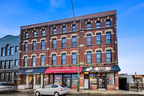2362 N Clybourn Ave #3F Photo 1