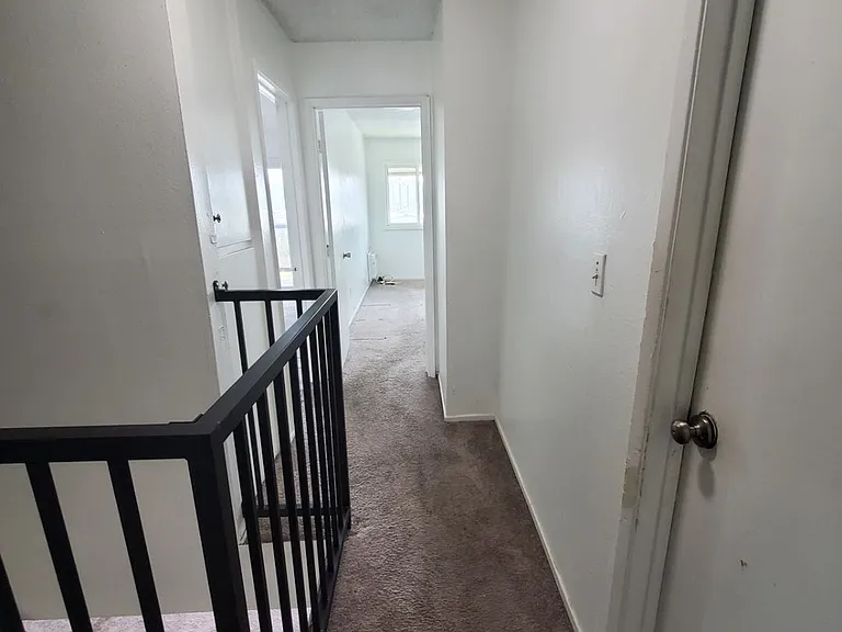 545 E Rue Royale St — Photo 17