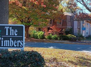6010 Timber Hollow Ln, Springfield, VA 22152