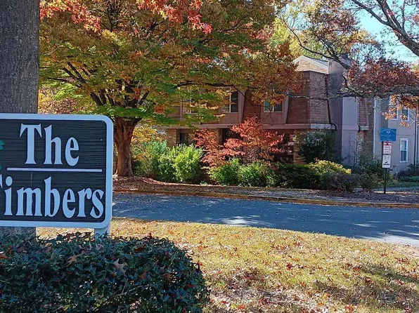 6010 Timber Hollow Ln, Springfield, VA 22152