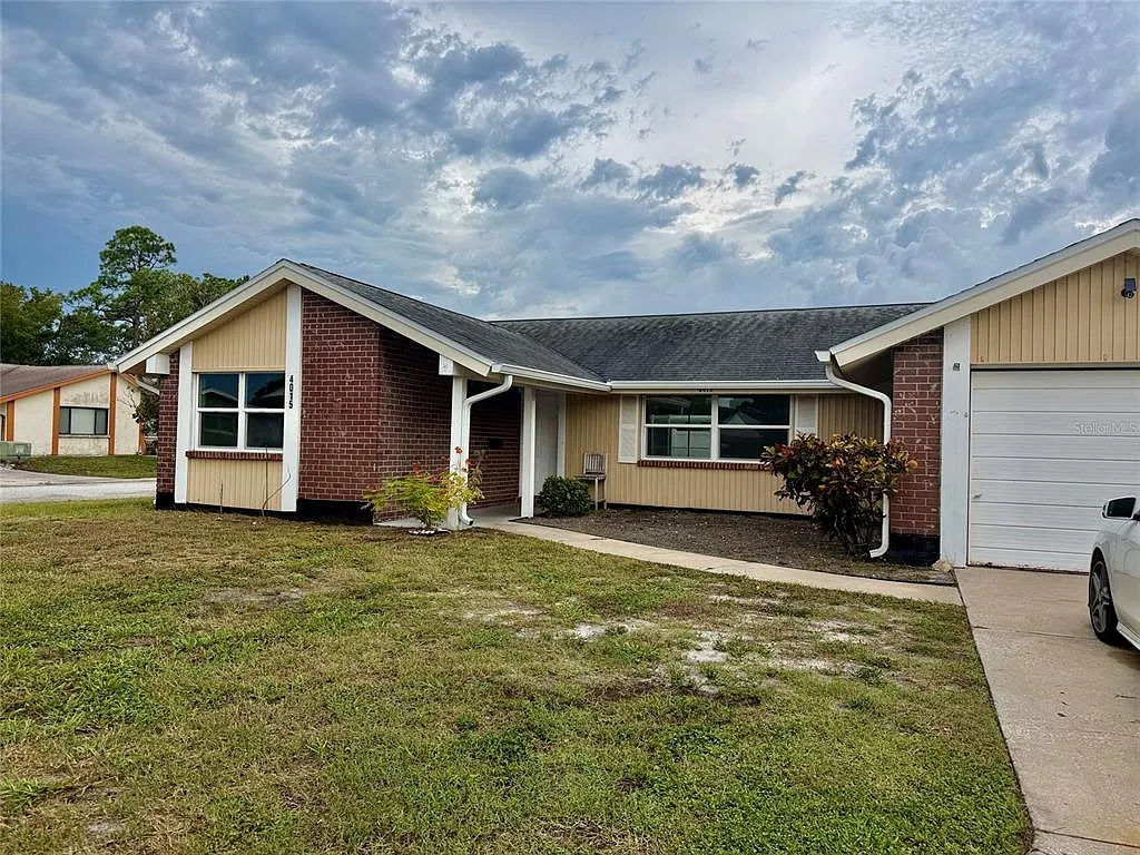 3 bed, 2.0 bath, 1334 sqft, $1,995 — Photo 1