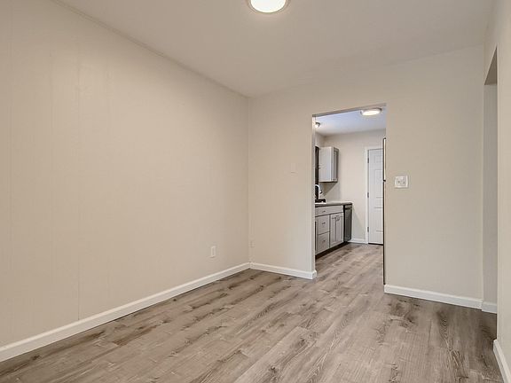 3rd image of 1636 Willodene Dr