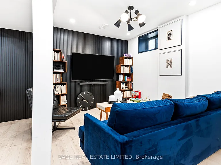 44 Pepler Ave — Photo 26