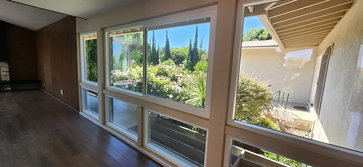 Entry - 31 Shady Vista Rd
