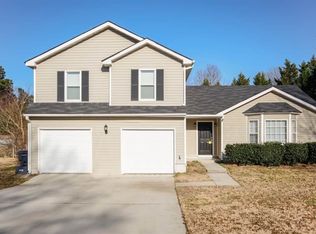 304 Fox Briar Ct, Loganville, GA 30052