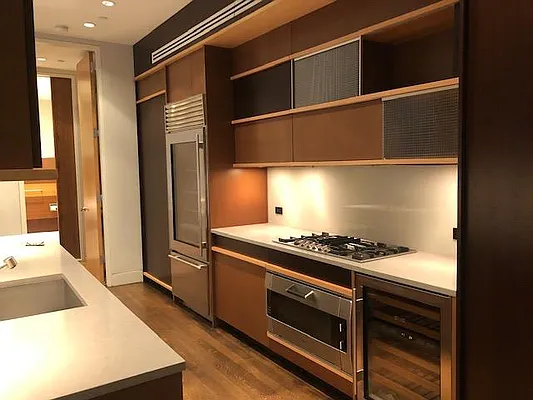 Rented by Starts New York Realty LLC | media 31