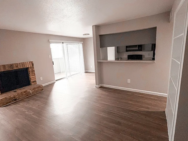 Oaks of Ashford Point - Briar Village — Photo 6