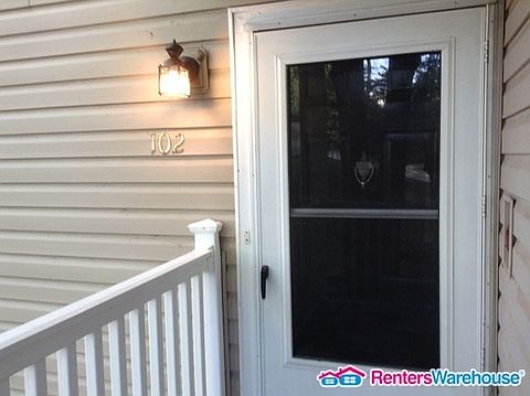 3rd image of 102 Augusta Dr