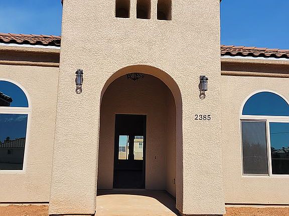 3rd image of 2385 Isla Bonita Dr