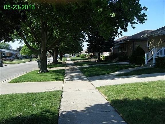 2nd image of 3725 Hawthorne St