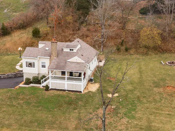 1605 Waterworks Rd, Newport, KY 41071