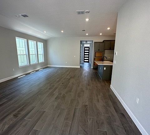 3rd image of 236 Sweeping Sage Ln