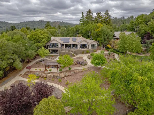 6435 Fairway Ct, Auburn, CA 95602