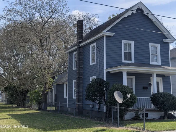 710 Beech St, Elizabeth City, NC 27909