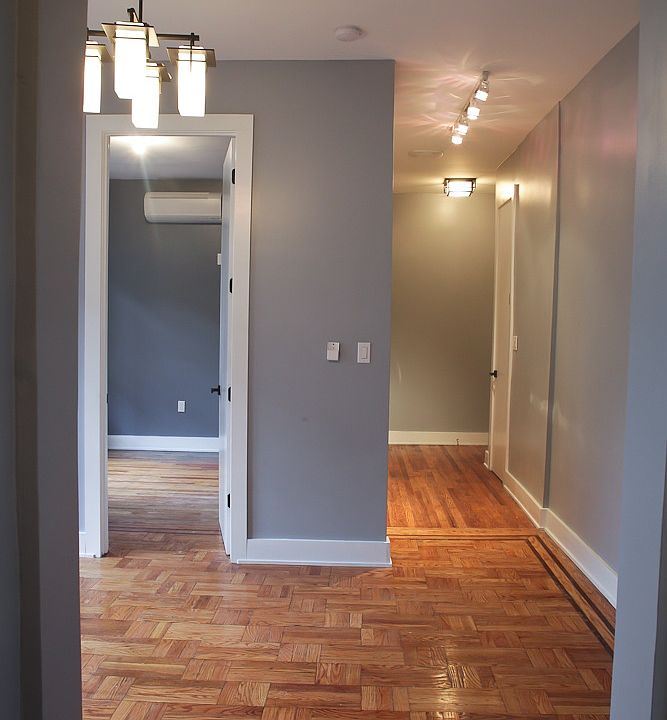 2nd image of 1615 Putnam Ave APT 4G