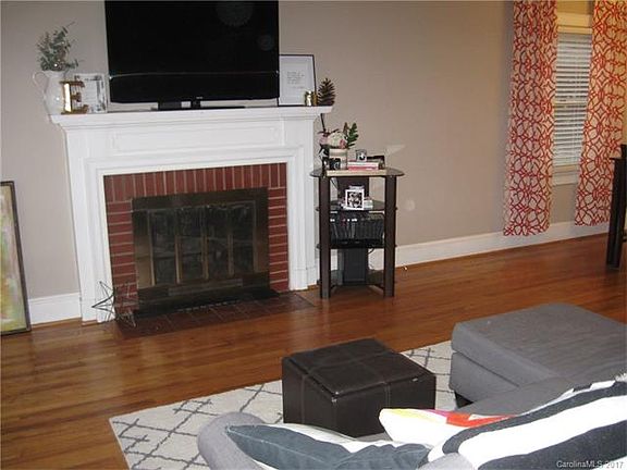 2nd image of 451 Hillcrest Dr #18