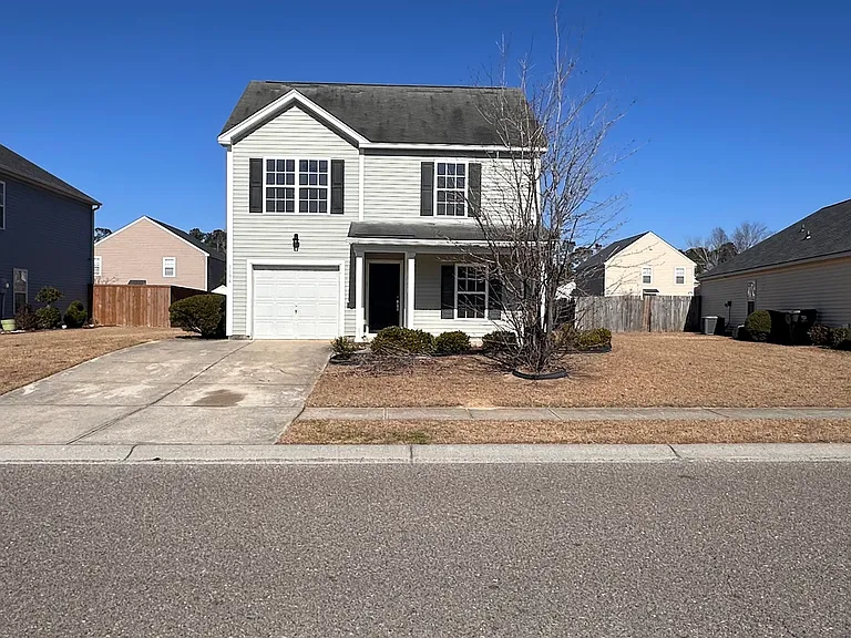 1136 Moss Grove Dr — Photo 2