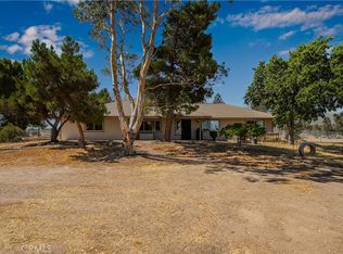 10171 Cambria Rd, Oak Hills, CA 92344