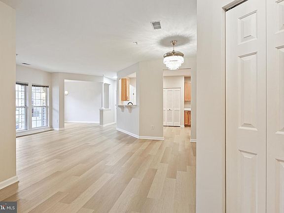 4th image of 130 Broadway #A-1a