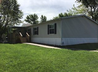4716 SE Fremont St, Topeka, KS 66609