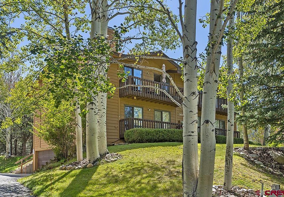 1st image of 308 Hillcrest Dr APT 404